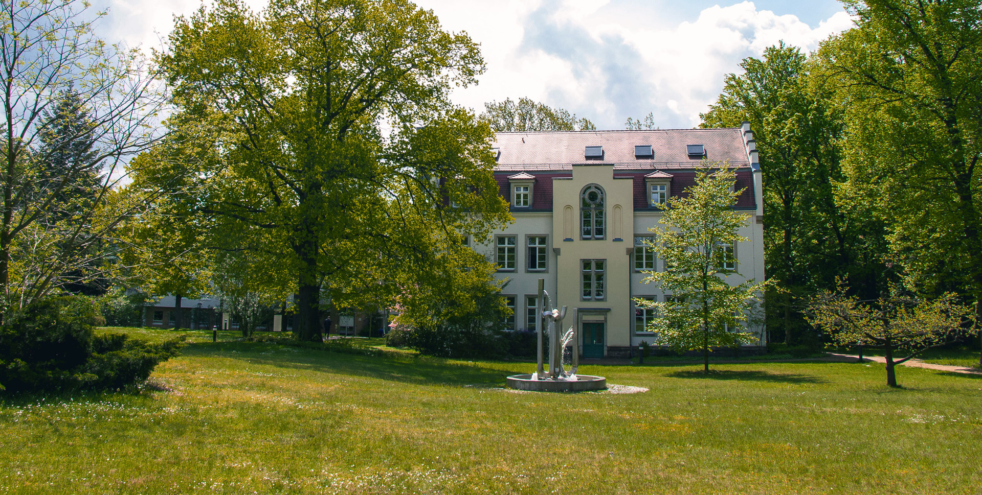 Verwaltungsgebäude der SRH Jugendhilfe in Dresden